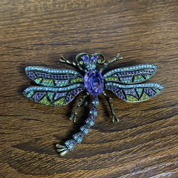 Heidi Daus Crystal Dragonfly Pin - Picture 1 of 6